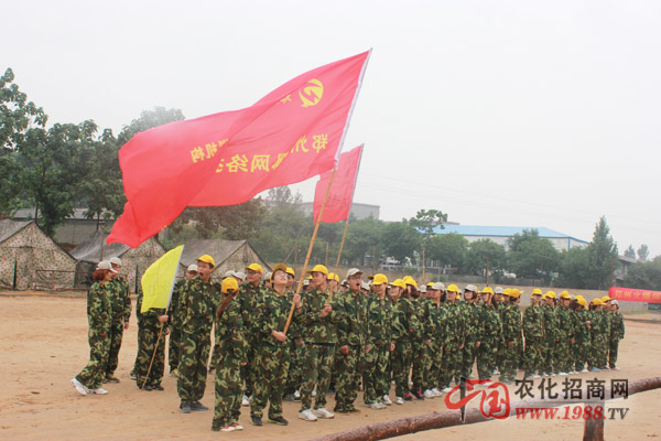 ����ĸ�׃�Լ�������F(tu��n)�(du��)��