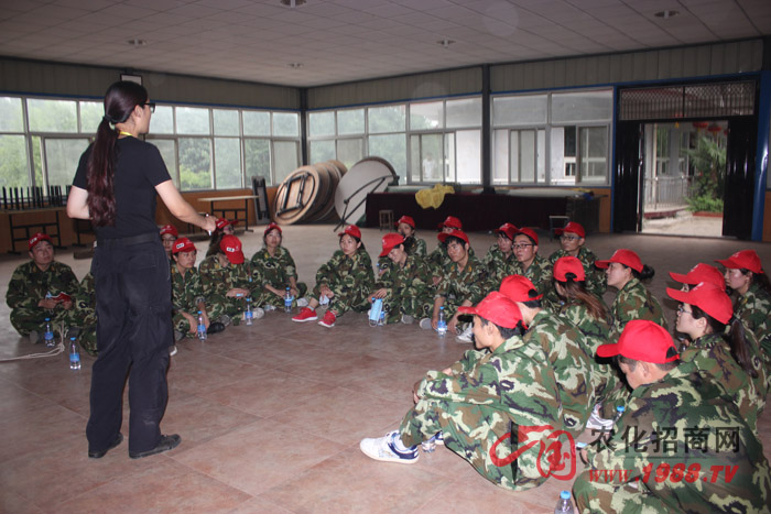 ����ä�˷��