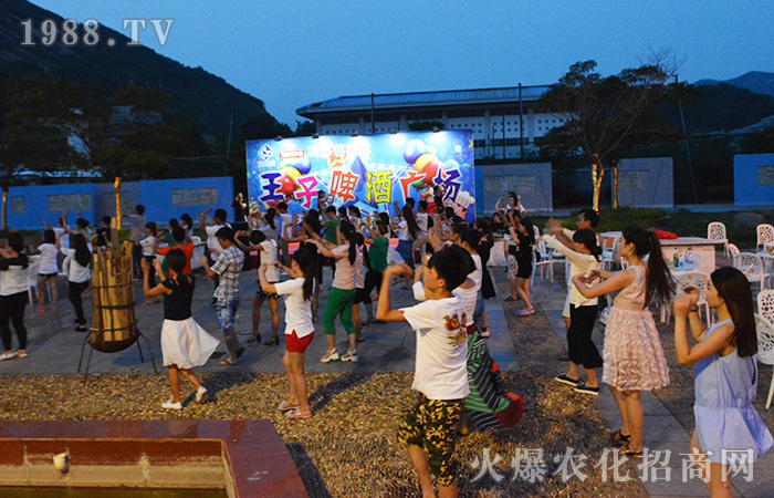 �B�Ƹۡ����ҵĺ��u֮��