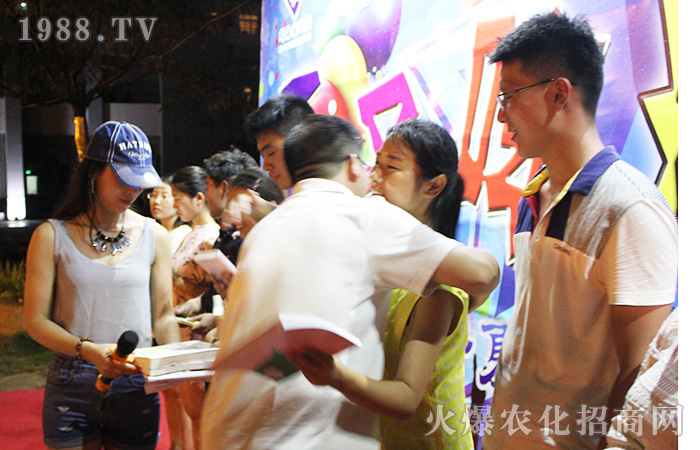 һ���������w��һ�N����