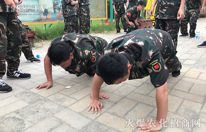 �ġ��ġ����l(f��)���^��ǰ����