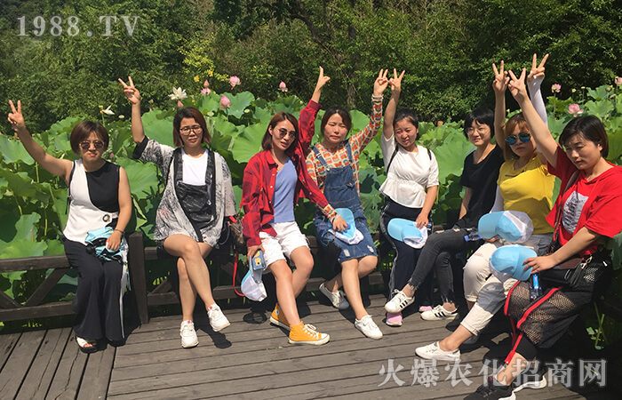 緬懷革命先烈 弘揚(yáng)大別山精神